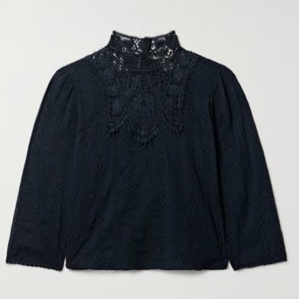 Doen Essie Lace Blouse in Deep Navy - Picture 4 of 10